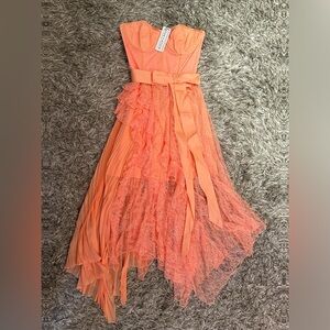 Stunning Alice + Olivia strapless Lacey/sheer dress NWT